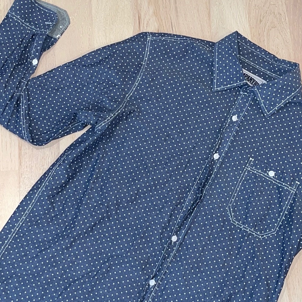 Men’s polka dot think shirt